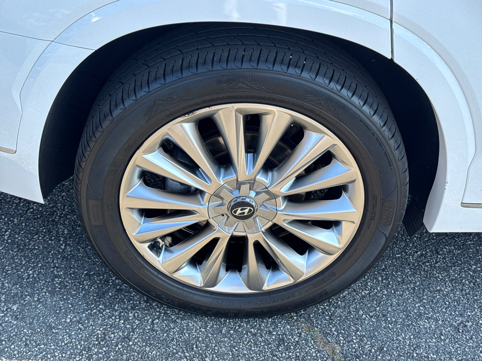 Used 2020 Hyundai Palisade Limited image 17