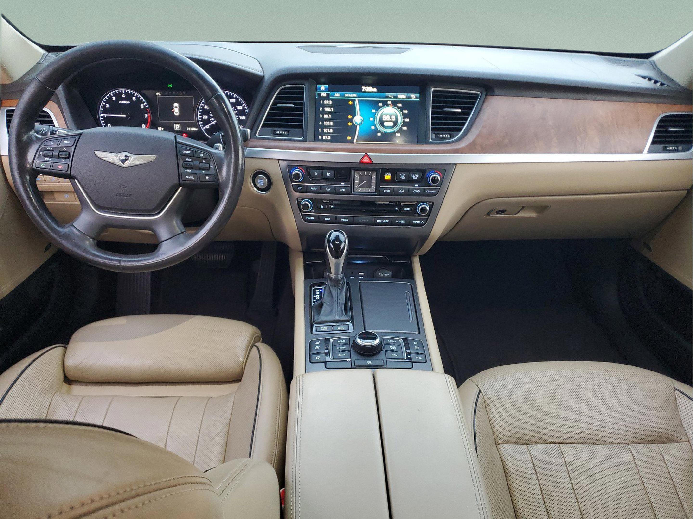 Used 2015 Hyundai Genesis 3.8 w/ Option Group 04 image 11