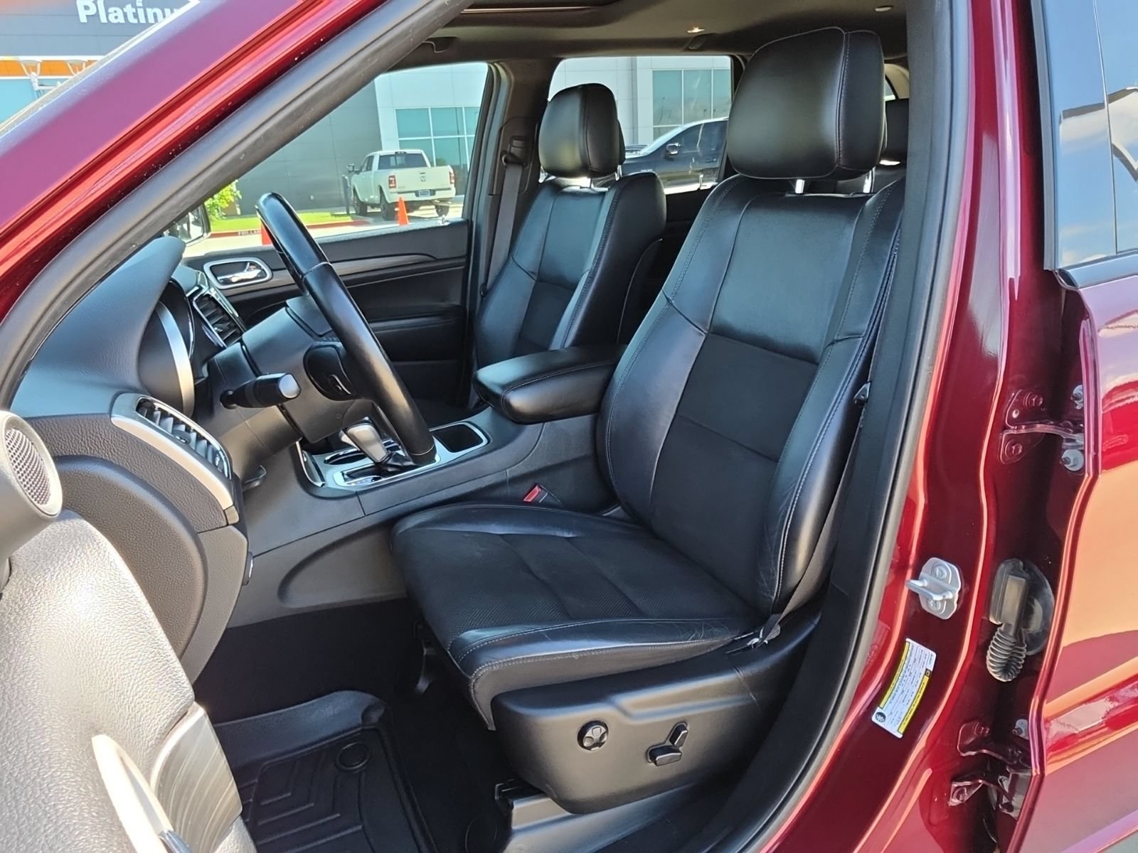 Used 2020 Jeep Grand Cherokee Altitude RWD image 13