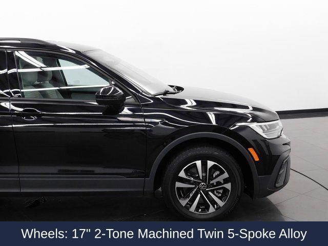 Used 2024 Volkswagen Tiguan S image 16