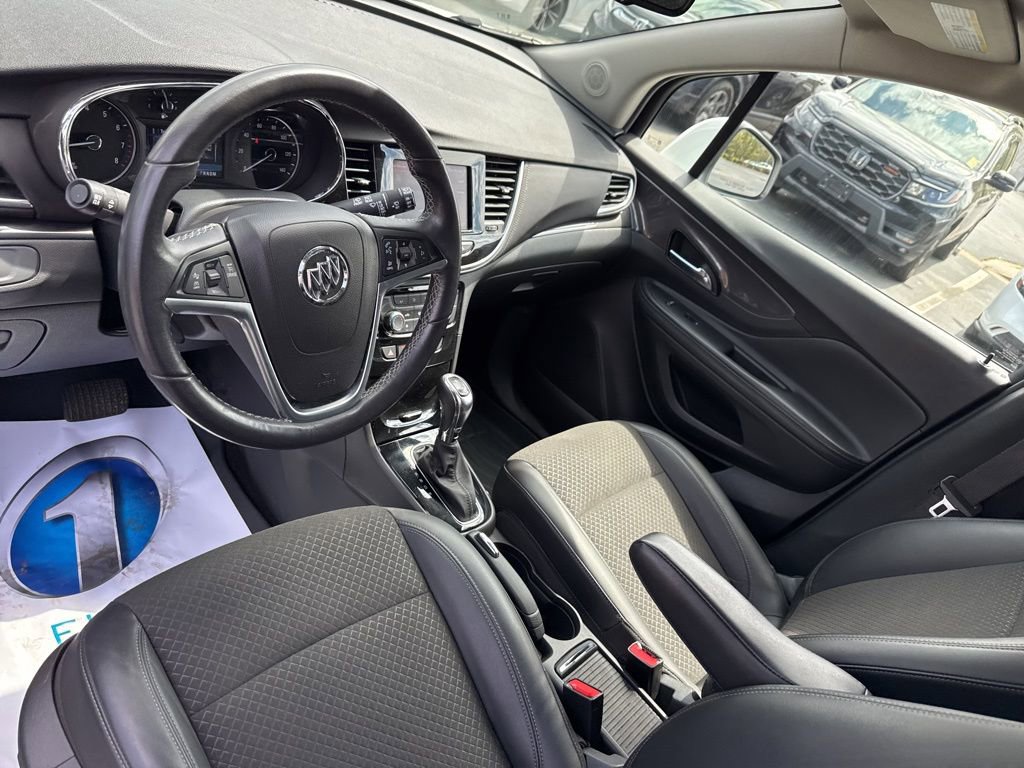 Used 2022 Buick Encore Preferred w/ Safety Package II image 19