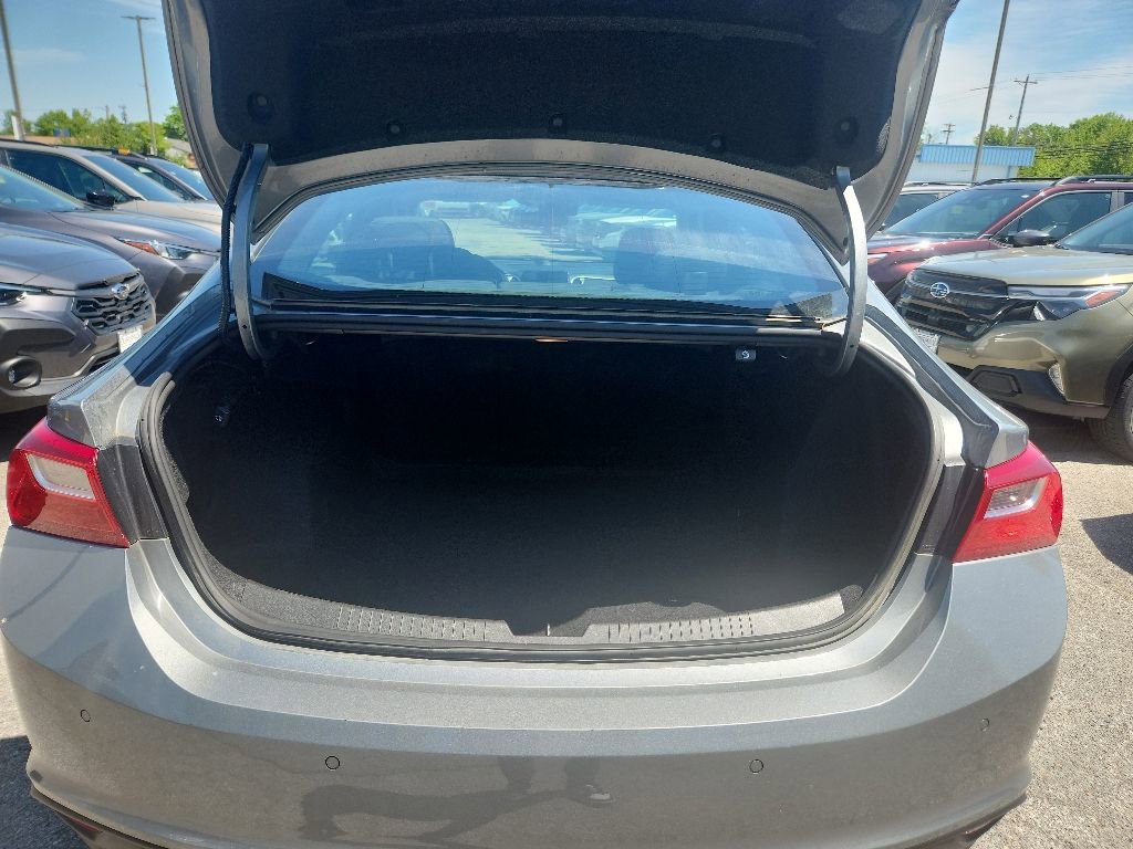Used 2024 Chevrolet Malibu LT FWD image 13