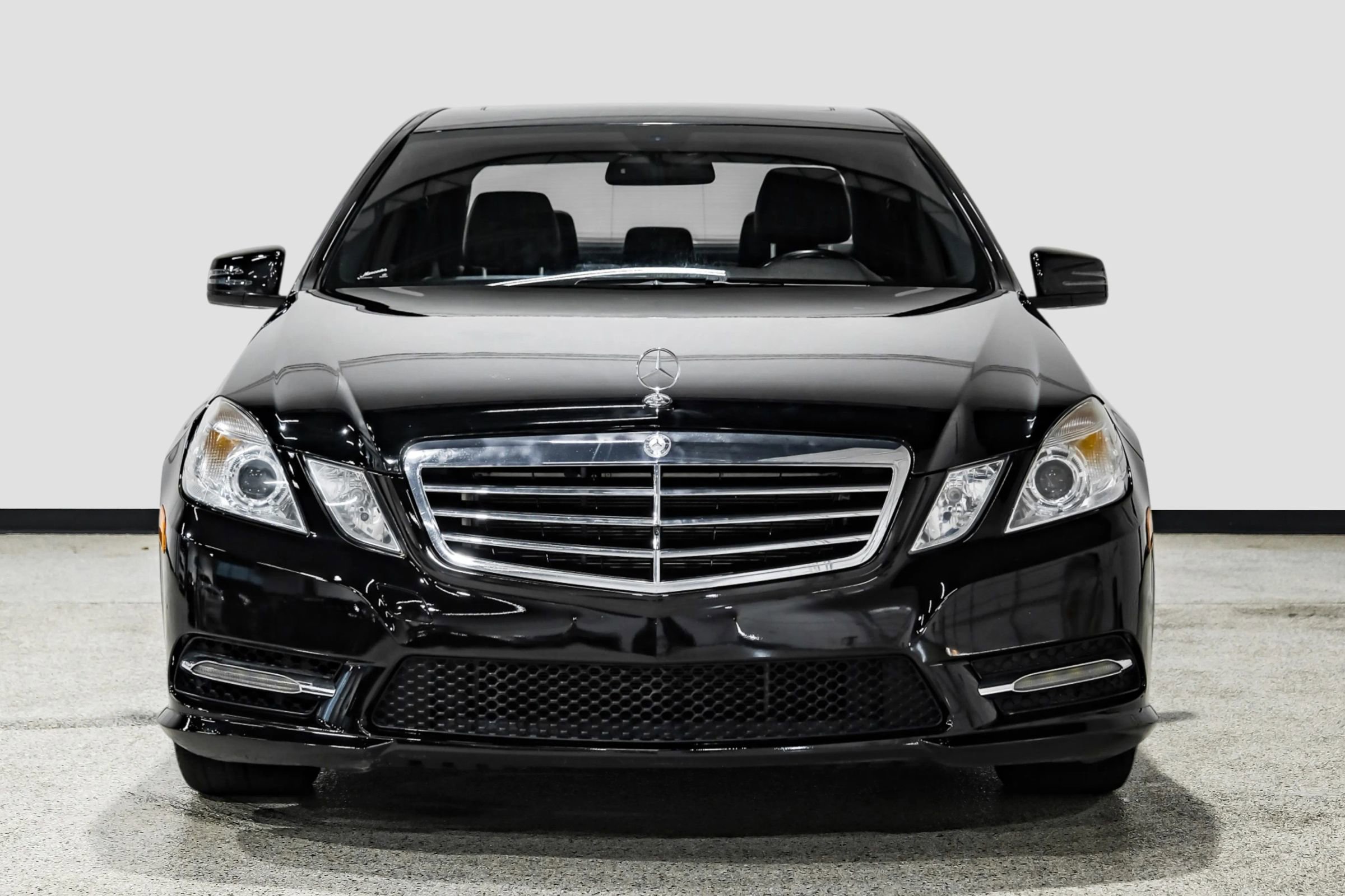 Used 2013 Mercedes-Benz E 350 4MATIC Sedan w/ Premium 1 Pkg image 3