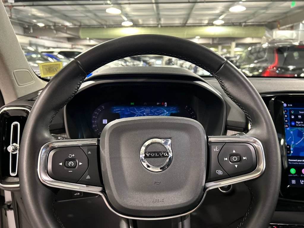 Certified 2024 Volvo XC40 B5 Plus w/ Protection Package Premier AWD/4WD image 11