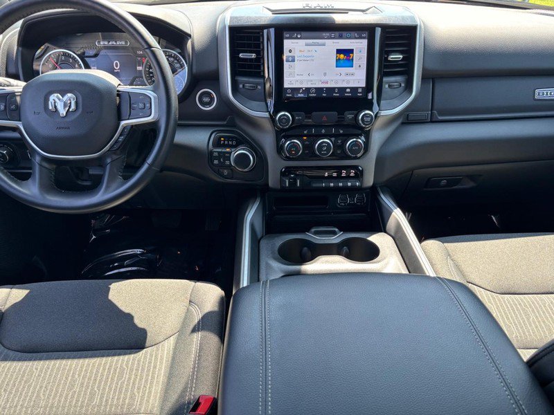Used 2022 RAM 1500 Big Horn AWD/4WD image 14