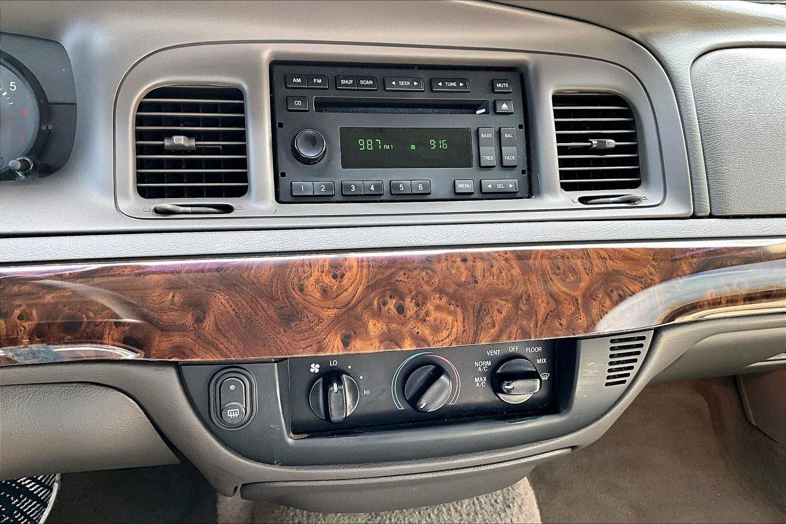 Used 2007 Mercury Grand Marquis GS image 15