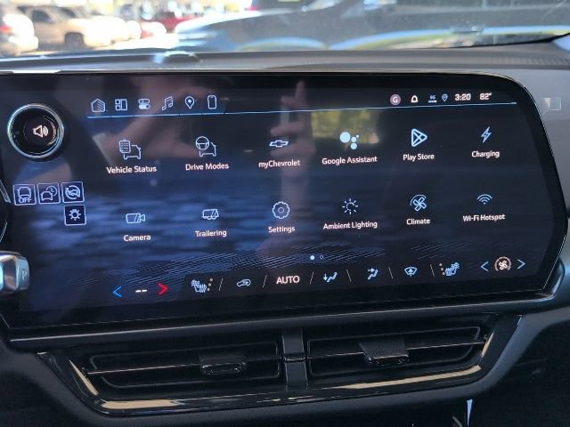 New 2026 Chevrolet Equinox EV RS FWD image 23