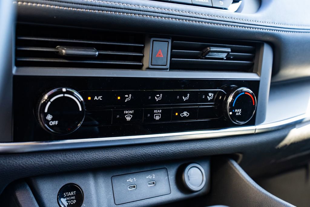 Certified 2025 Nissan Rogue S image 18