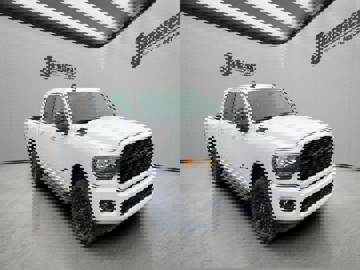 Used 2024 RAM 2500 Big Horn w/ Night Edition image 8