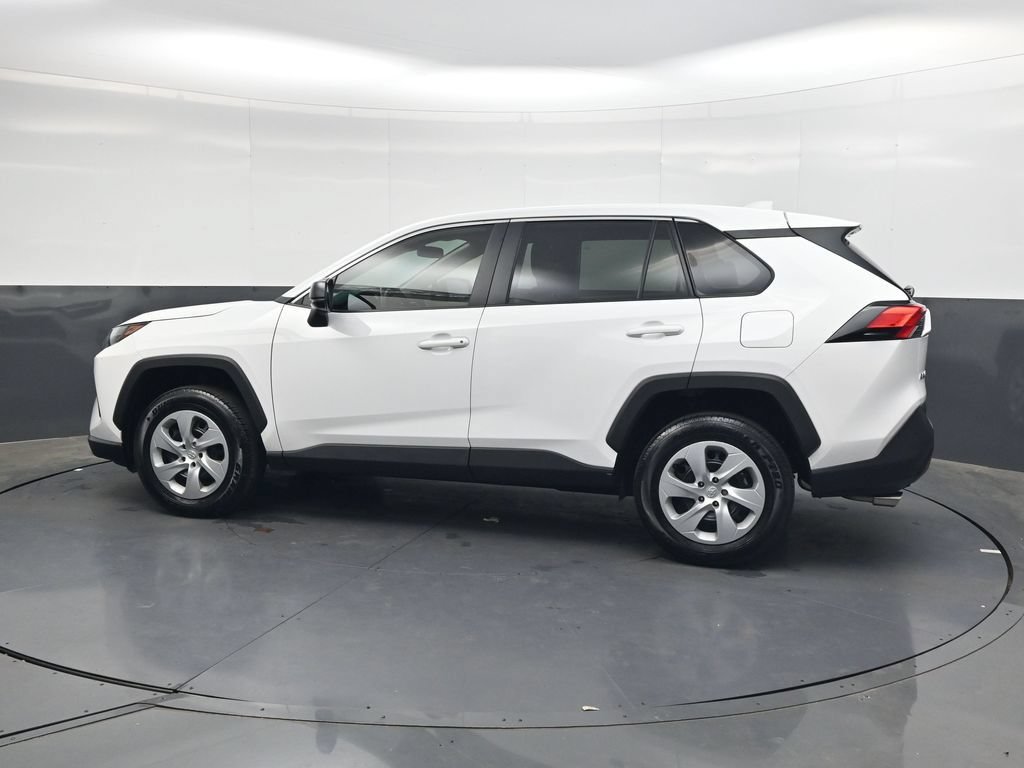 Used 2025 Toyota RAV4 LE FWD image 7