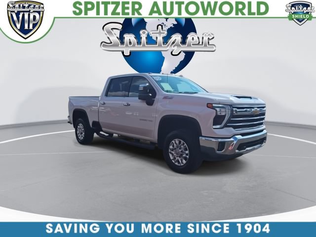Used 2024 Chevrolet Silverado 2500 LTZ w/ LTZ Plus Package AWD/4WD image 2