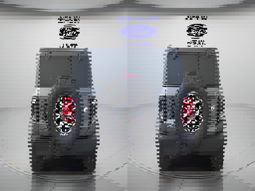 Used 2025 Ford Bronco Big Bend image 7