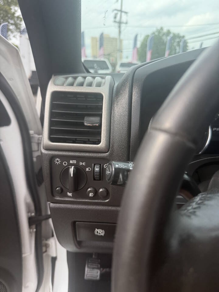 Used 2012 Chevrolet Colorado LT AWD/4WD image 14