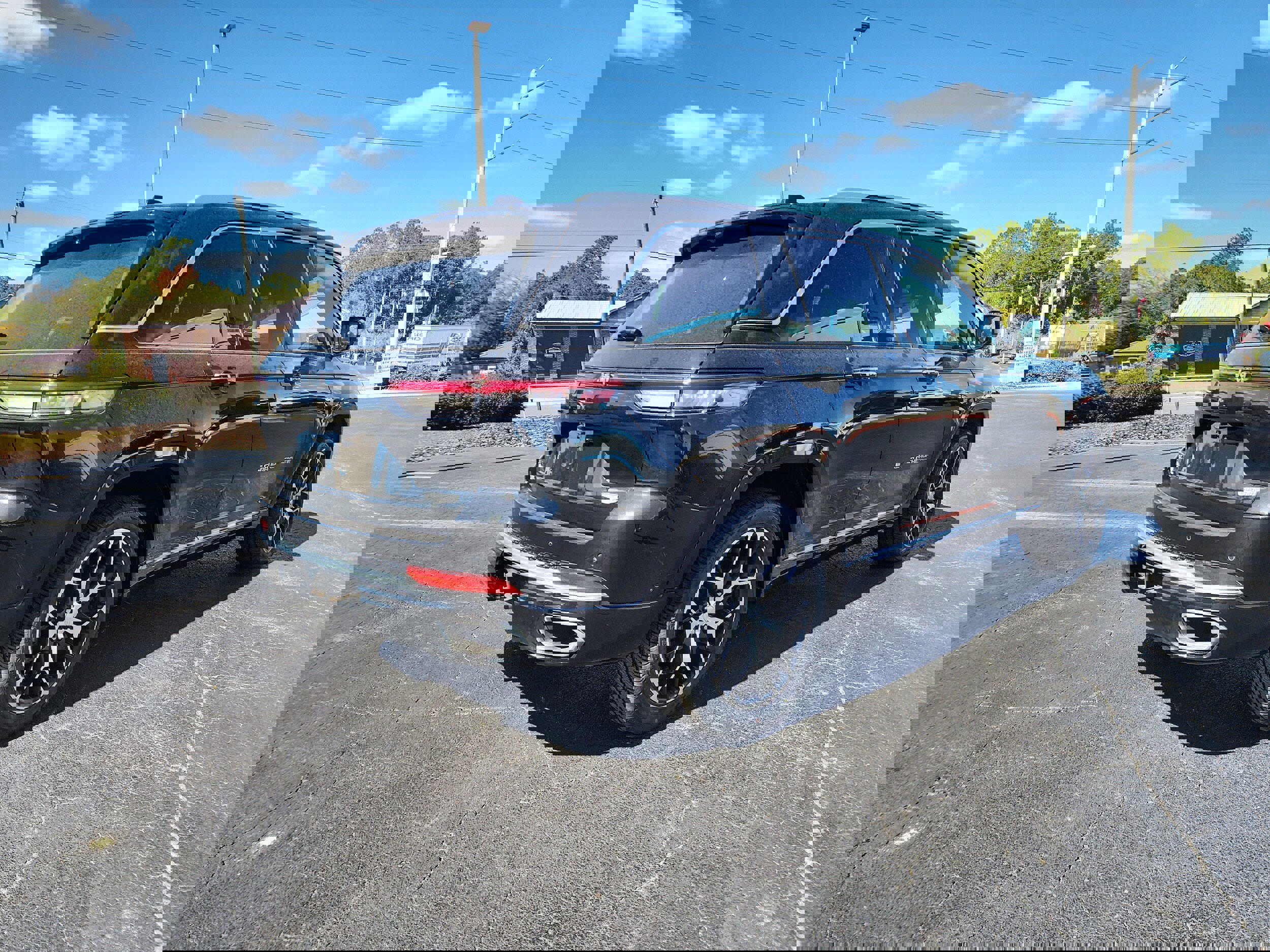 Used 2022 Jeep Grand Cherokee Summit image 4