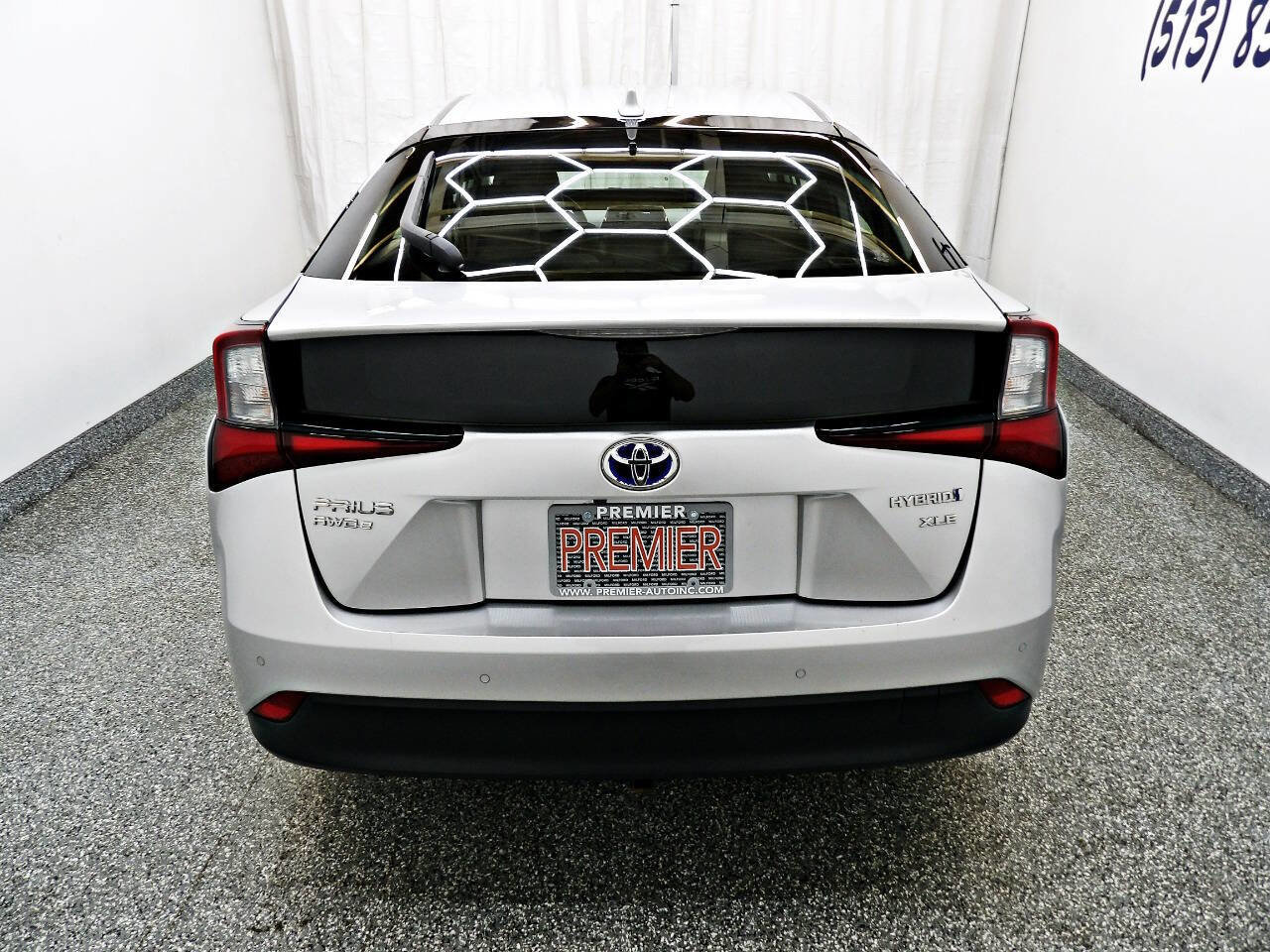 Used 2020 Toyota Prius XLE w/ Advanced Technology Package image 5