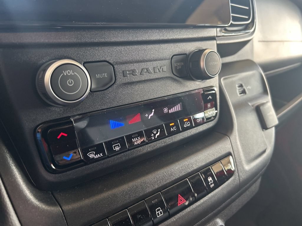 New 2026 RAM ProMaster 2500 w/ Premium Convenience Group FWD image 37
