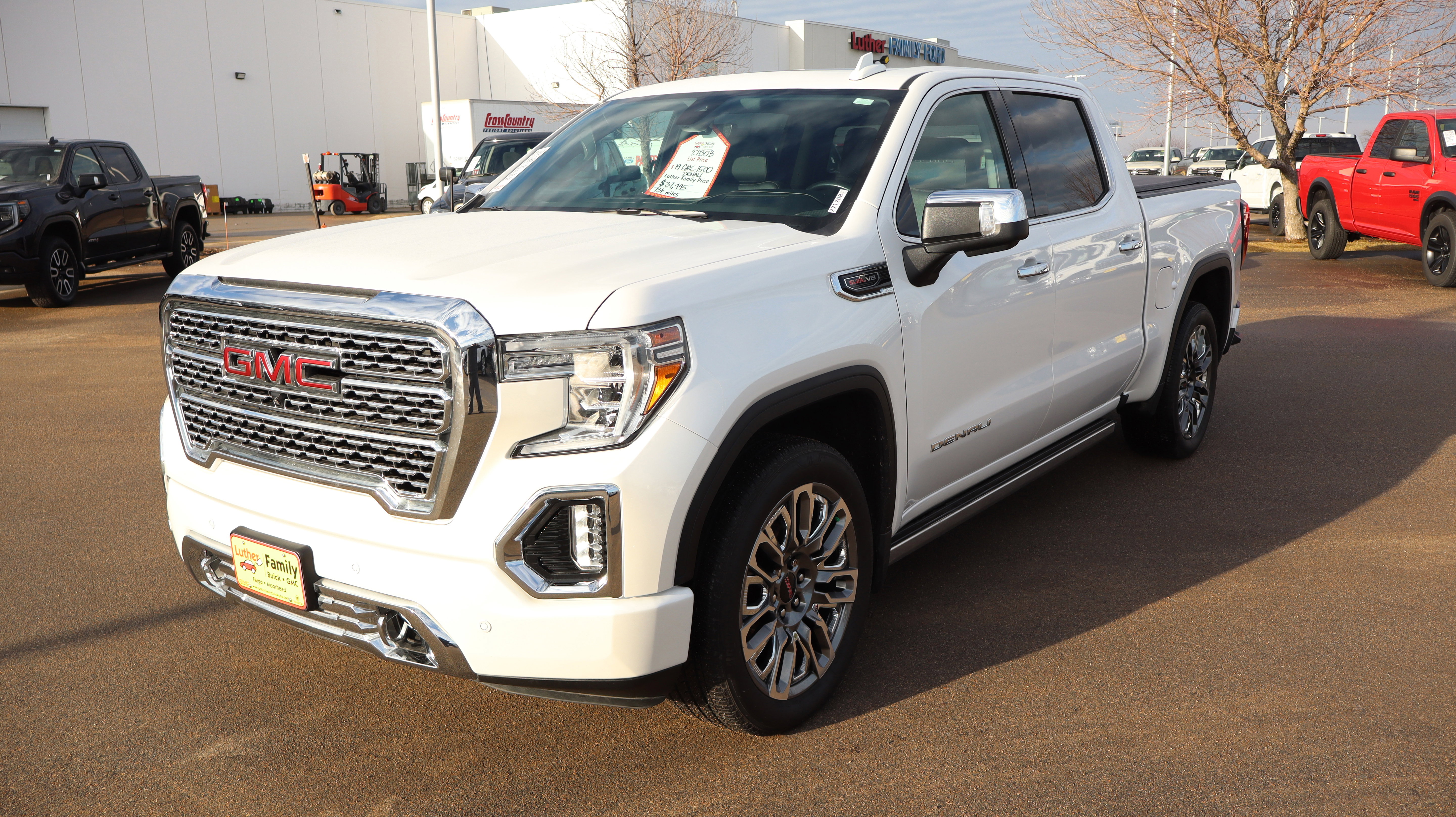 Used 2019 GMC Sierra 1500 Denali w/ Denali Ultimate Package image 3
