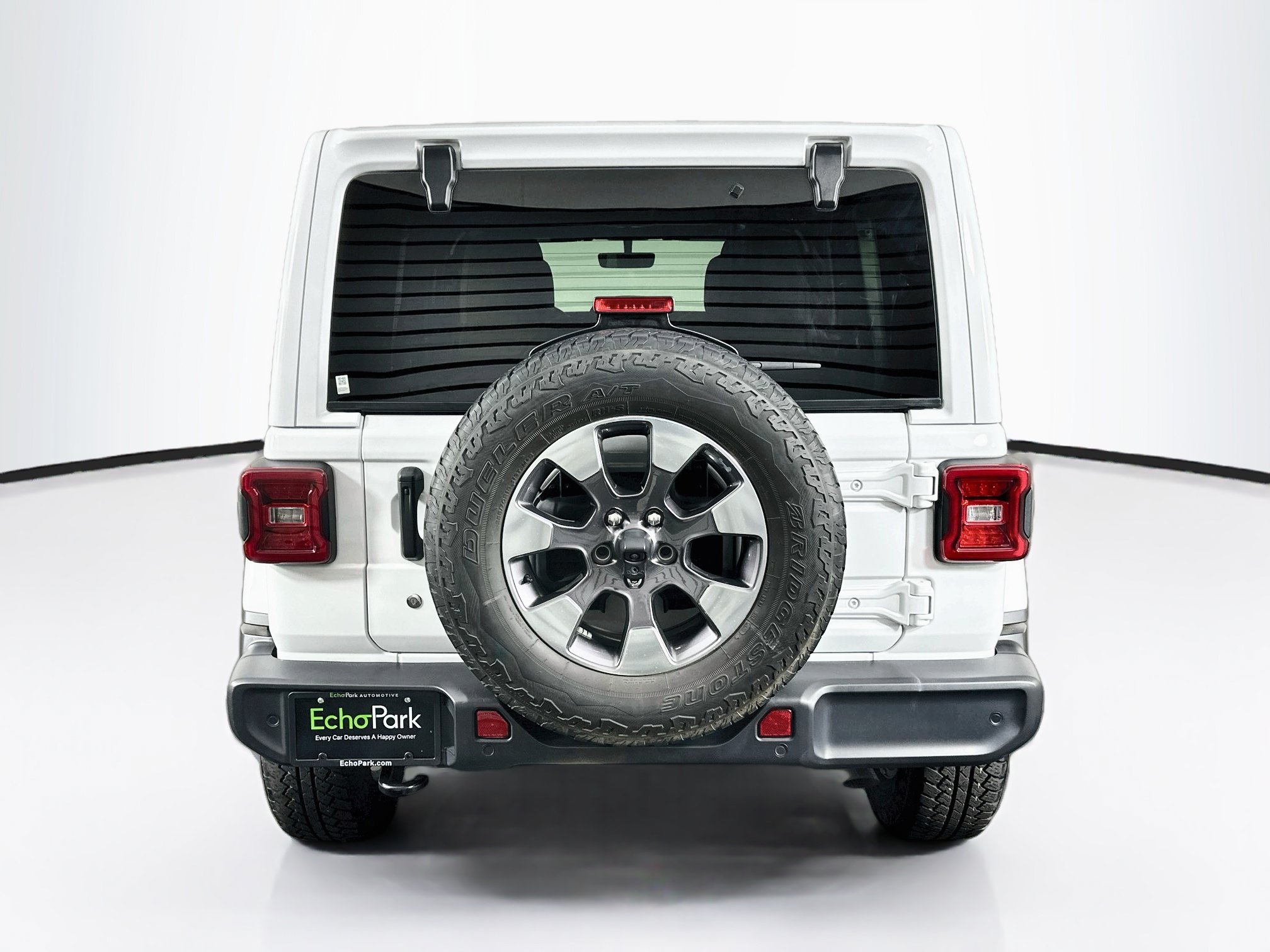 Used 2020 Jeep Wrangler Unlimited Sahara AWD/4WD image 7