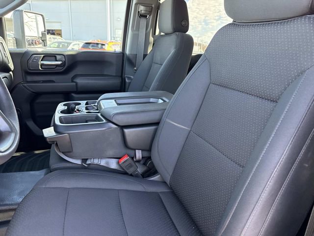 Certified 2025 GMC Sierra 3500 Pro AWD/4WD image 15
