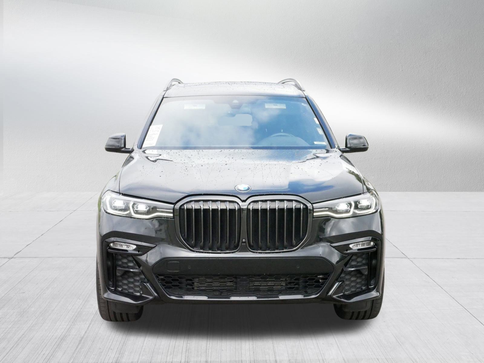Used 2022 BMW X7 xDrive40i w/ M Sport Package video 2