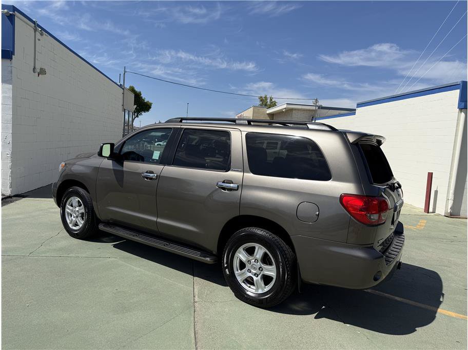 Used 2008 Toyota Sequoia Limited RWD image 8