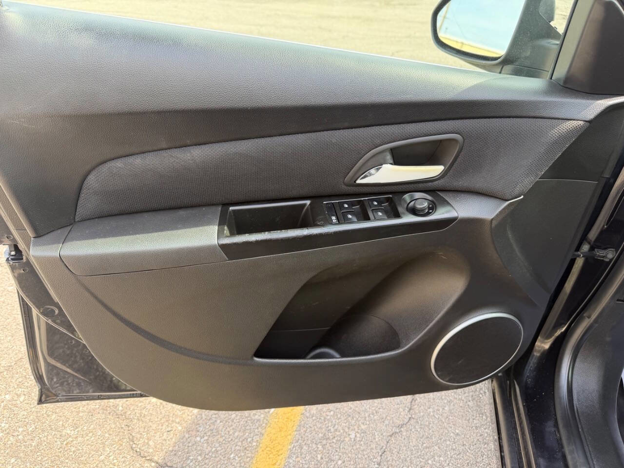 Used 2011 Chevrolet Cruze LTZ FWD image 10