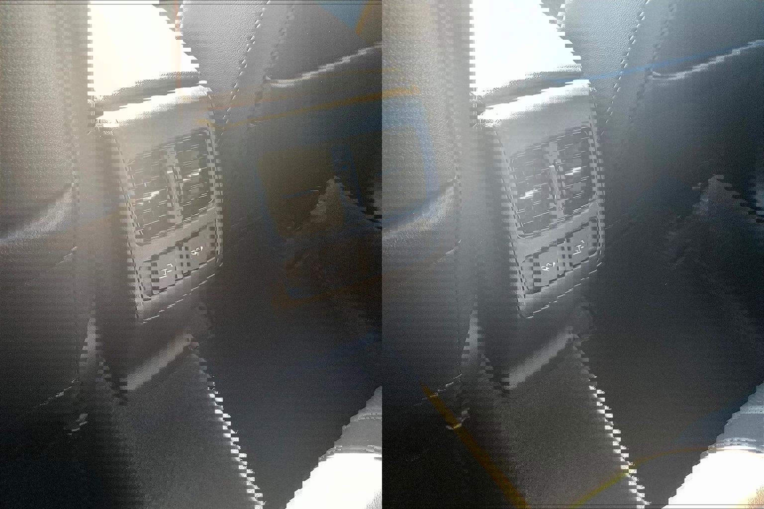 Used 2021 Honda Accord Touring image 25