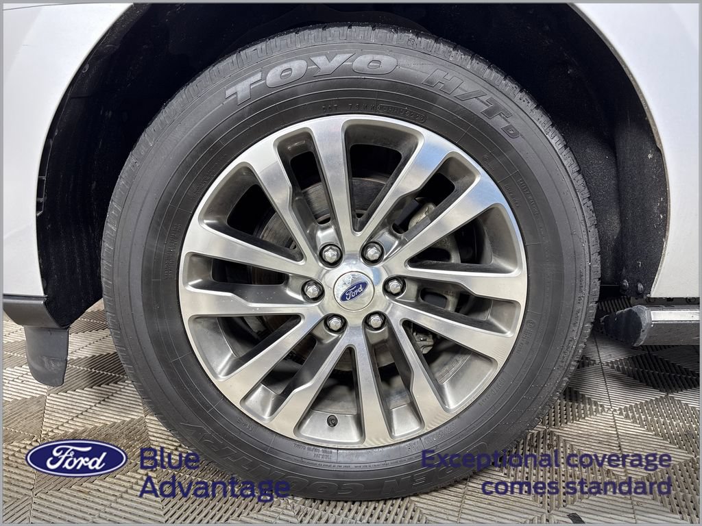 Used 2018 Ford Expedition Limited w/ Equipment Group 301A RWD image 10
