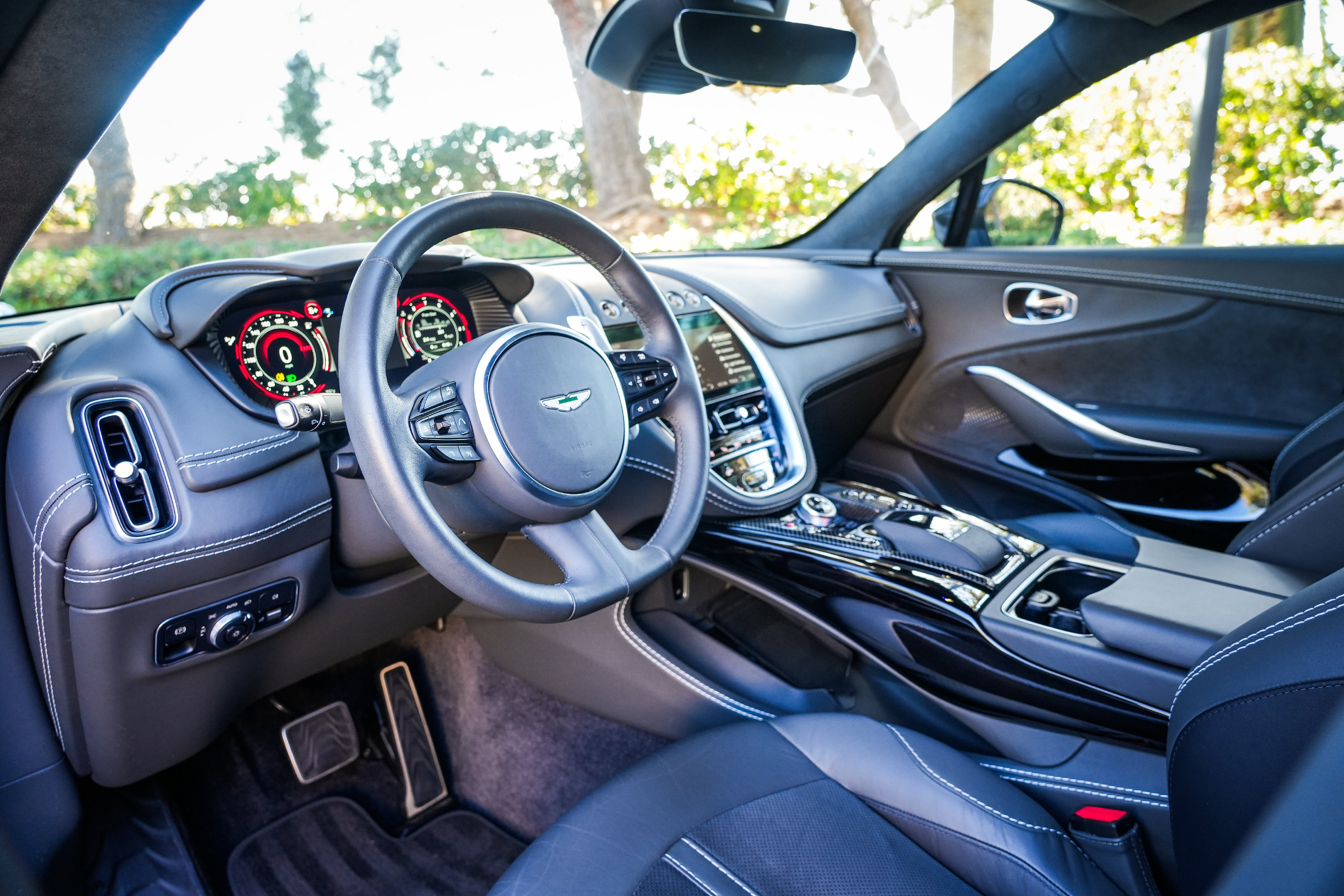 Used 2023 Aston Martin DBX 707 AWD/4WD image 16