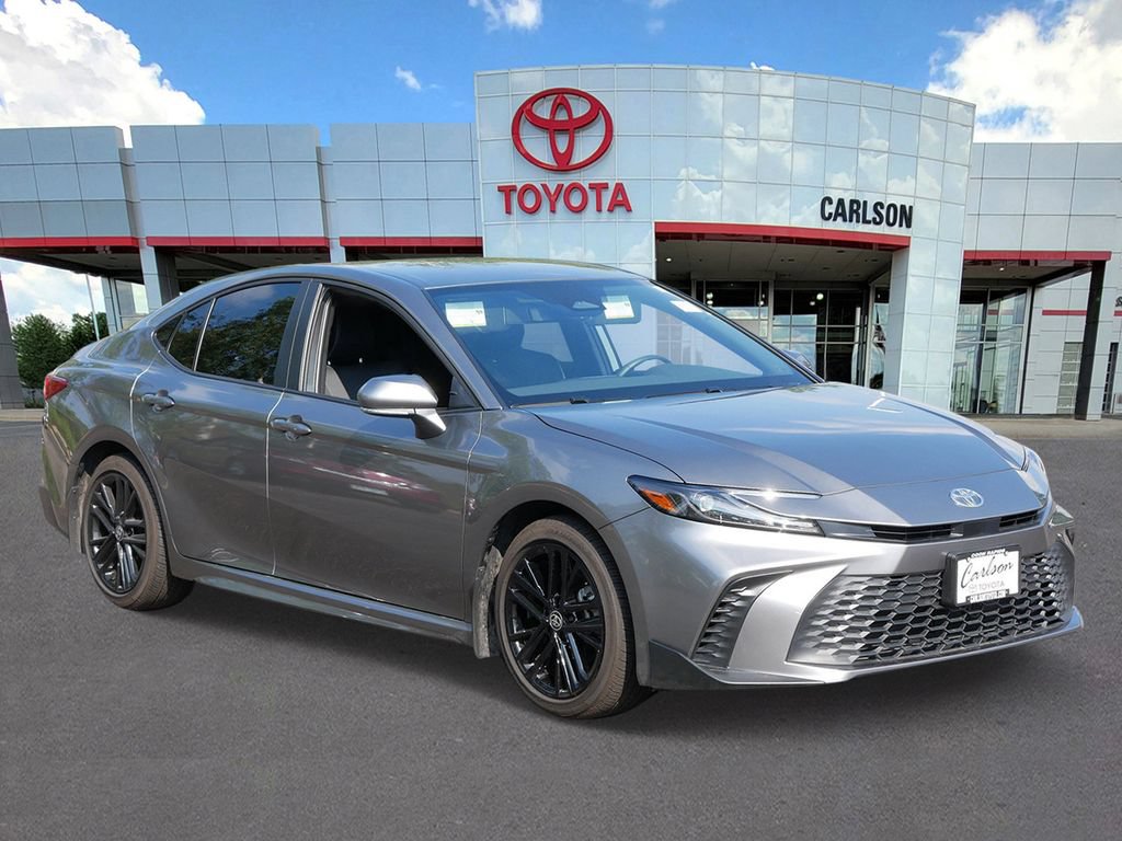 Used 2026 Toyota Camry SE FWD video 2