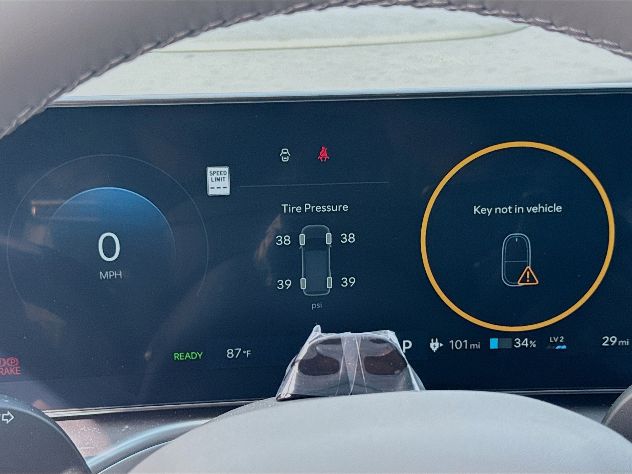 New 2026 Hyundai Ioniq 9 SE AWD/4WD image 9