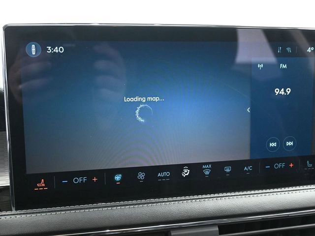 Used 2024 Lincoln Corsair FWD w/ Equipment Group 101A image 19