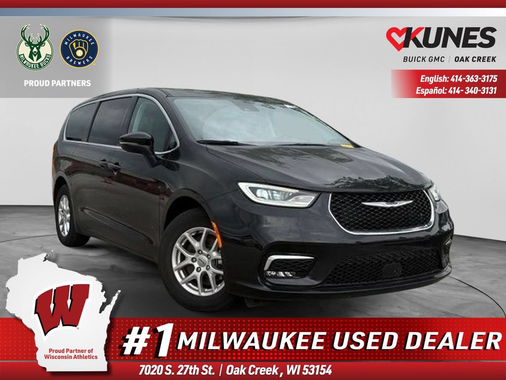 Used 2023 Chrysler Pacifica Touring-L