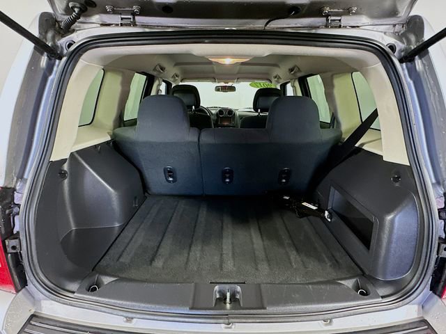 Used 2017 Jeep Patriot Latitude image 26
