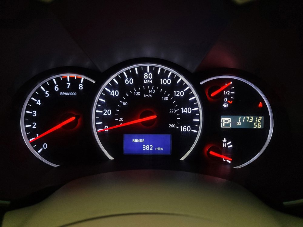 Used 2015 Nissan Quest SV FWD image 23