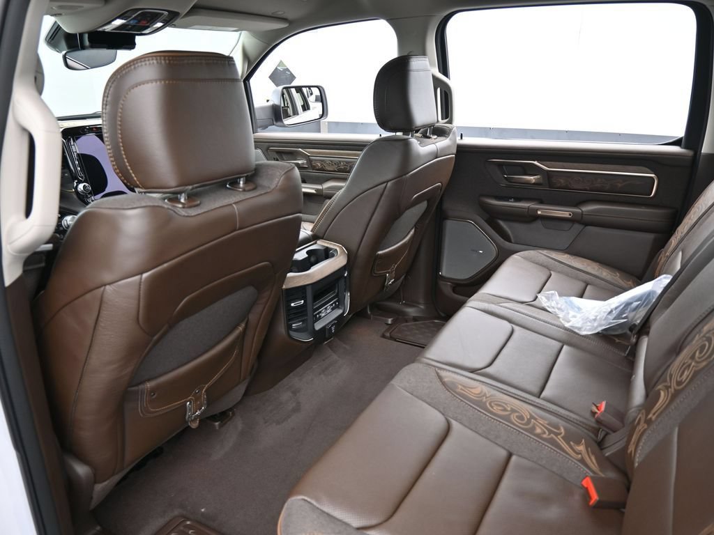 Used 2025 RAM 1500 Limited AWD/4WD image 36