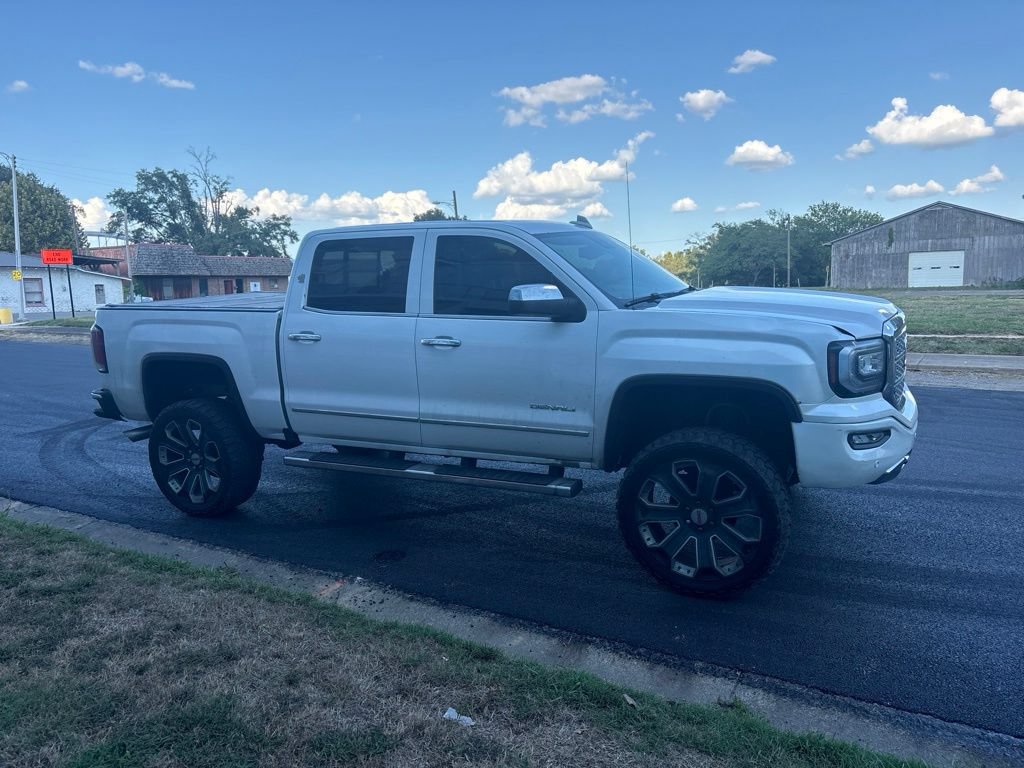 Used 2017 GMC Sierra 1500 Denali AWD/4WD image 6