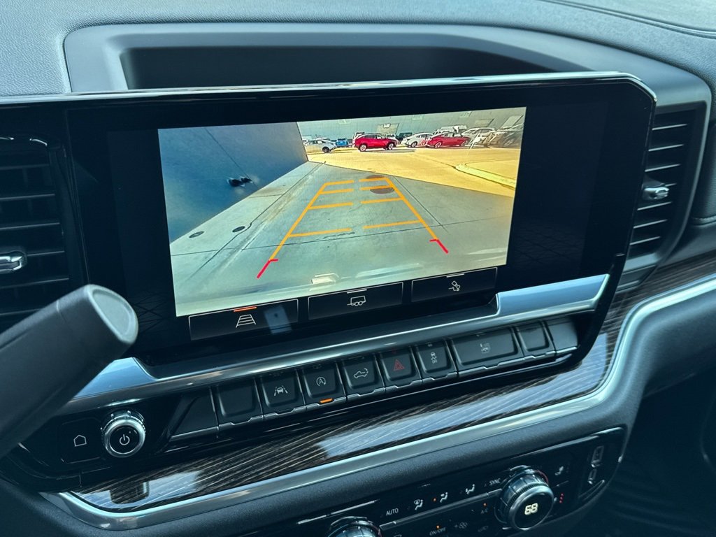 Used 2024 GMC Sierra 1500 SLE image 12