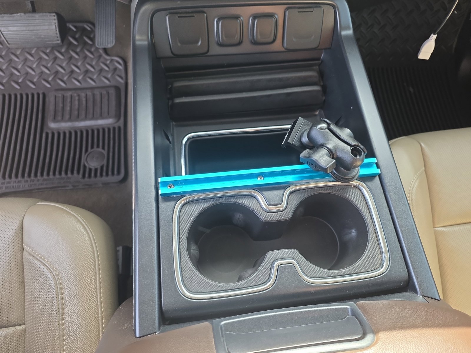 Used 2015 Chevrolet Silverado 2500 LTZ w/ Duramax Plus Package image 20