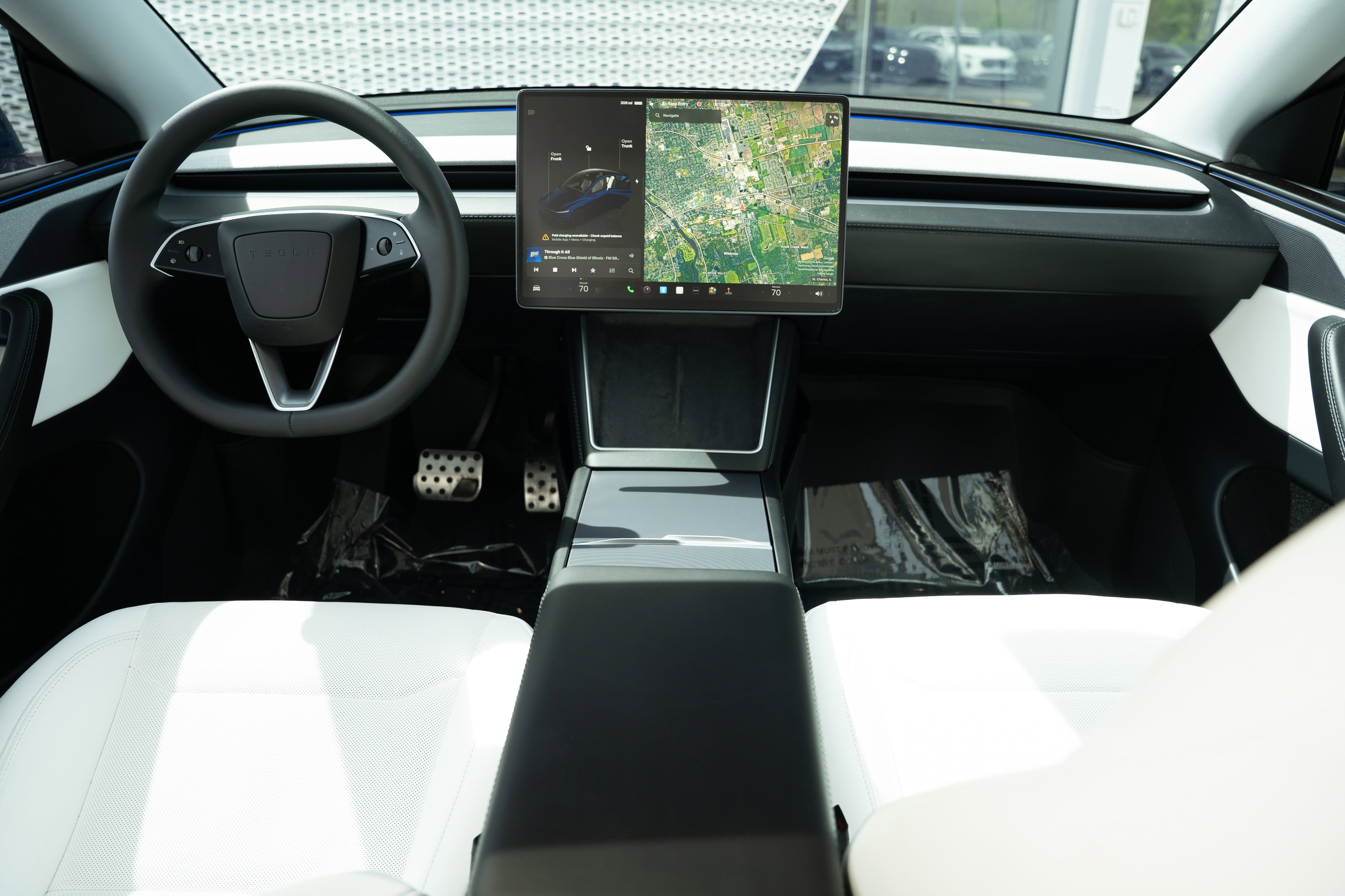 Used 2026 Tesla Model Y Long Range AWD/4WD image 8