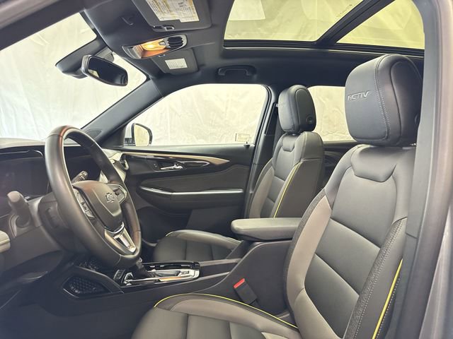 Used 2024 Chevrolet TrailBlazer ACTIV w/ Convenience Package AWD/4WD image 11