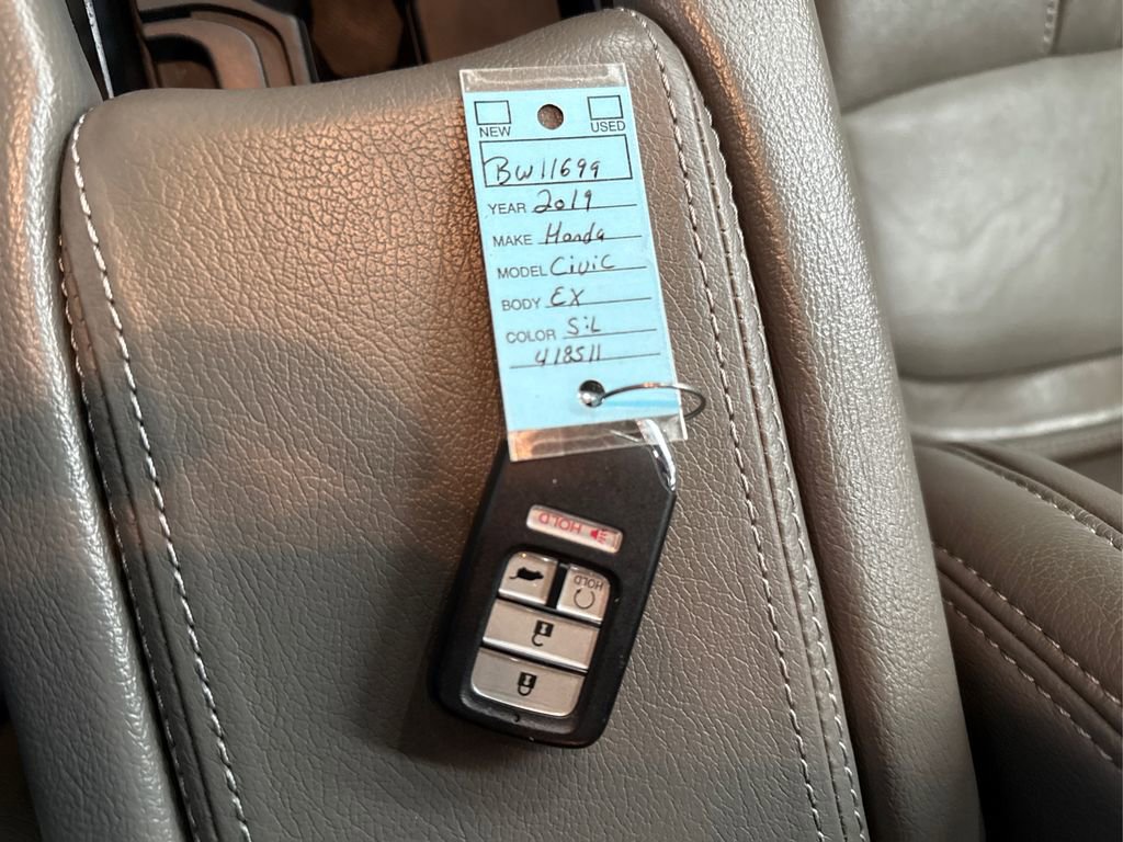 Used 2019 Honda Civic EX image 37
