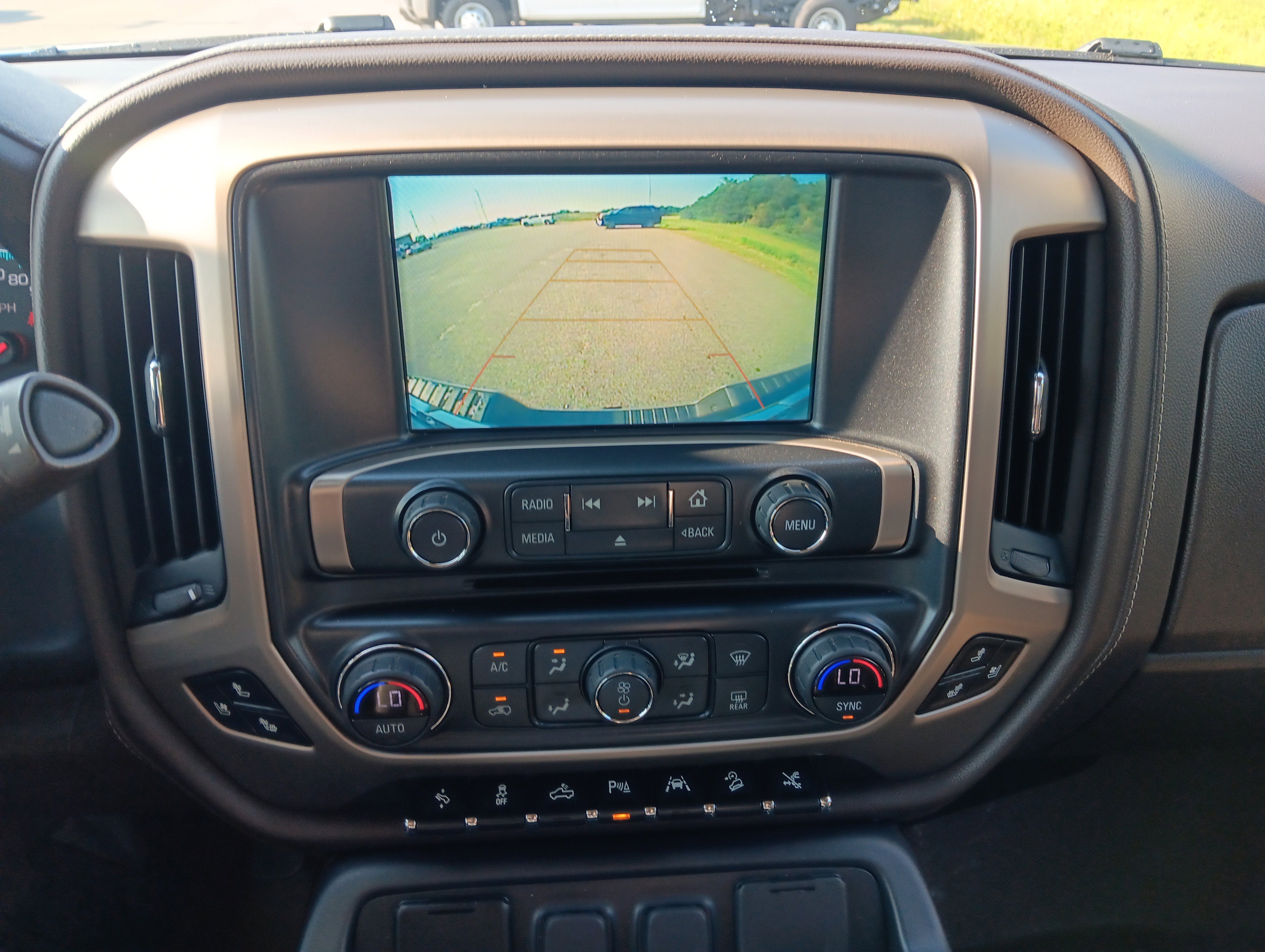 Used 2018 GMC Sierra 1500 Denali w/ Denali Ultimate Package AWD/4WD image 14