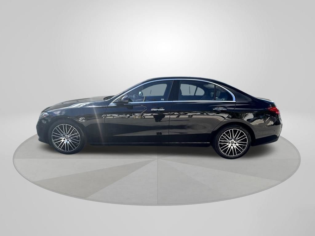 Used 2025 Mercedes-Benz C 300 Sedan image 4