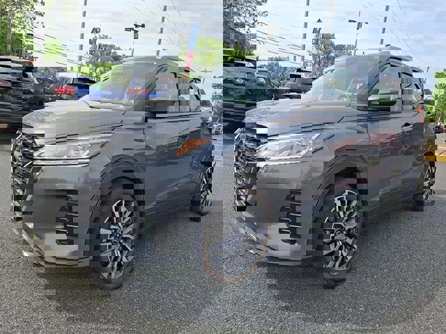 Certified 2024 Nissan Kicks SV image 3