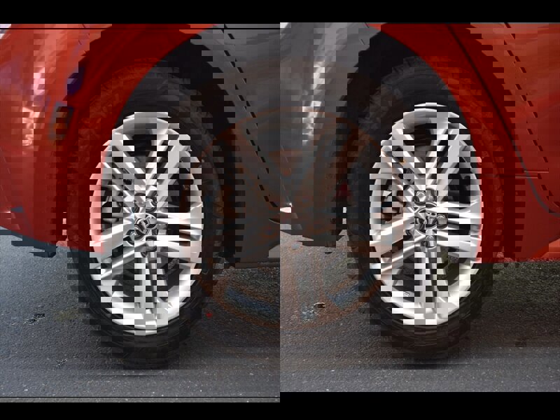 Used 2019 Toyota Corolla SE image 36