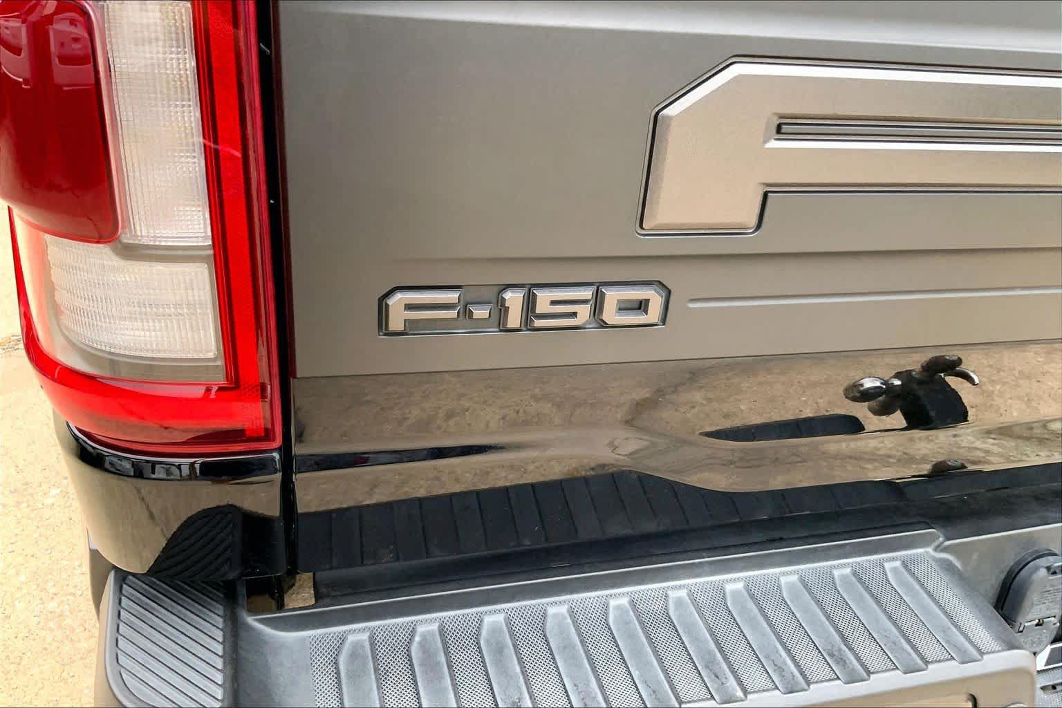 Used 2022 Ford F150 Raptor w/ Equipment Group 801A High AWD/4WD image 30