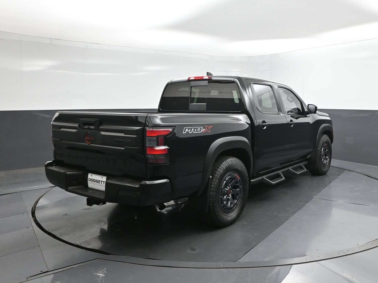 Used 2026 Nissan Frontier Pro-X w/ Pro Premium Package RWD image 8
