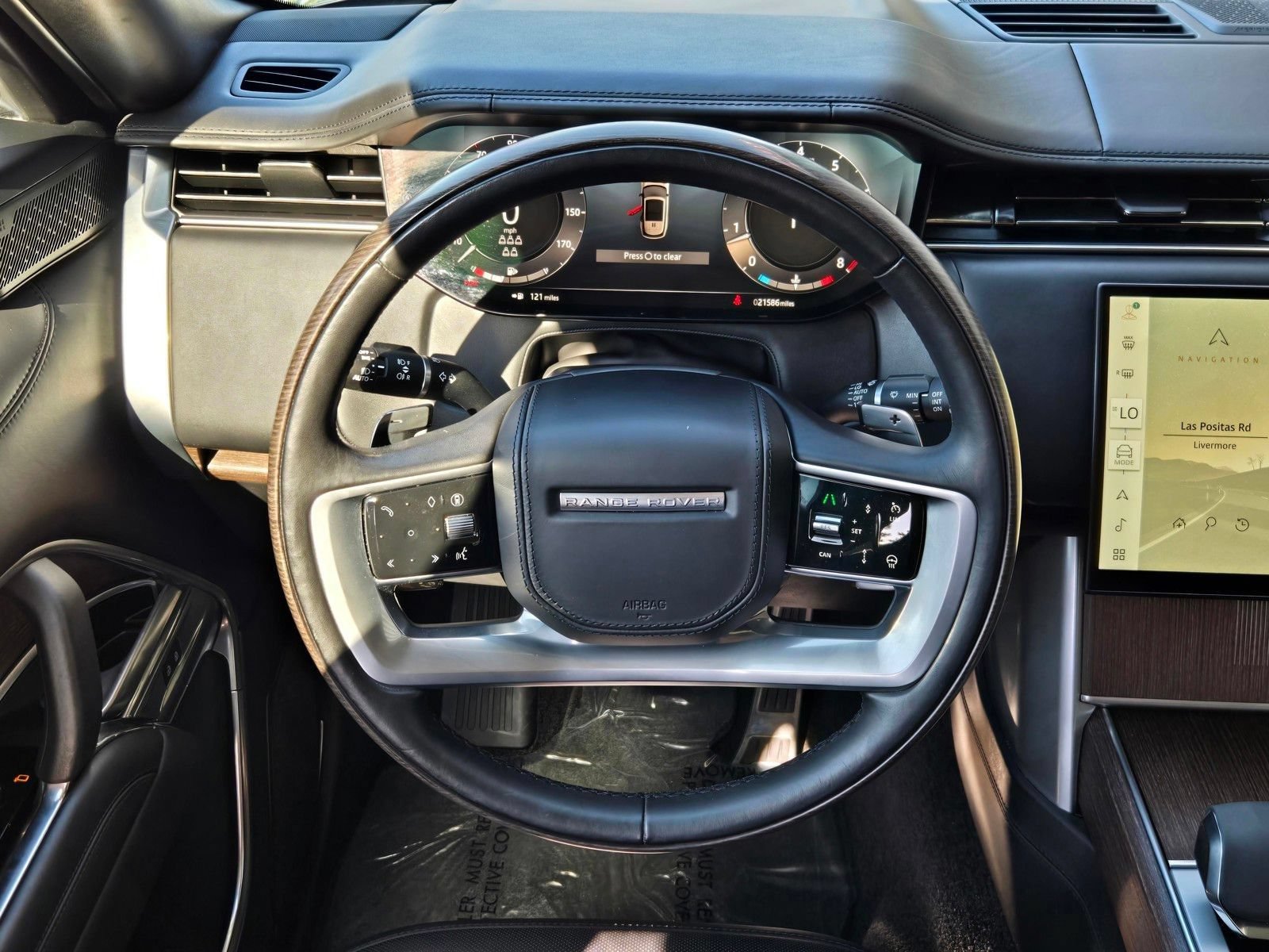 Used 2024 Land Rover Range Rover Long Wheelbase Autobiography AWD/4WD image 16