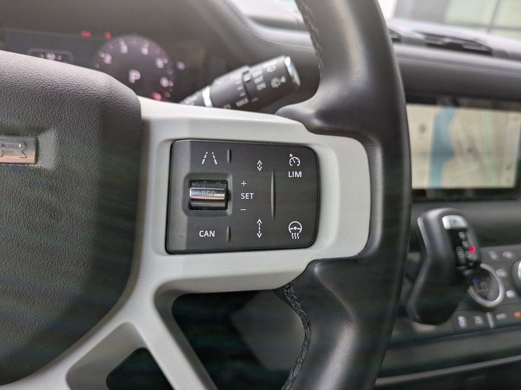 Certified 2024 Land Rover Defender 110 X-Dynamic SE AWD/4WD image 27